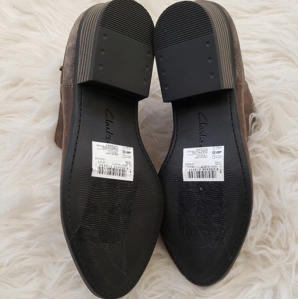 Clarks Addiy Gladys Leather Ankle Boot - Picture 3 of 9